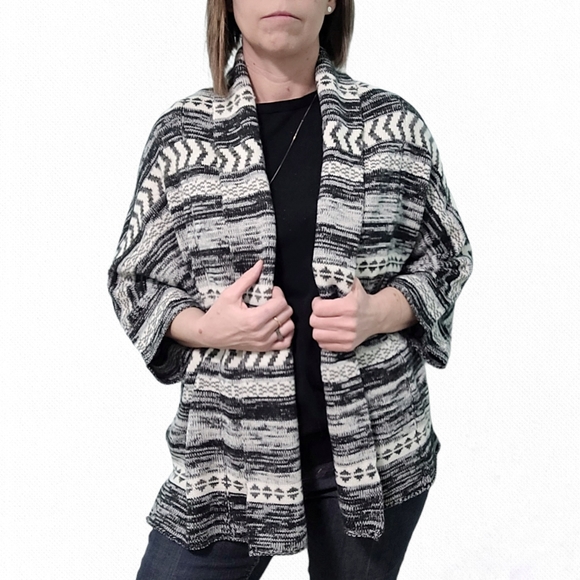 Billabong Long Sleeve Poncho Style Cardigan - S - Picture 2 of 9